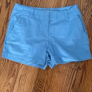 Vineyard Vines blue shorts